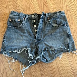 Levi Shorts